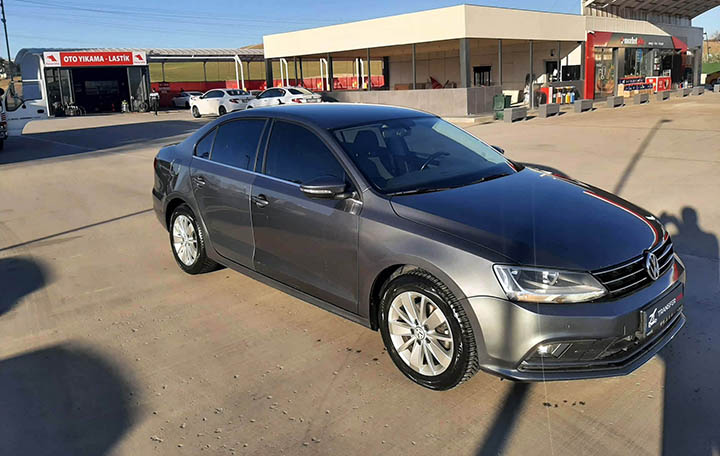 Volkswagen Jetta (LÜKS)